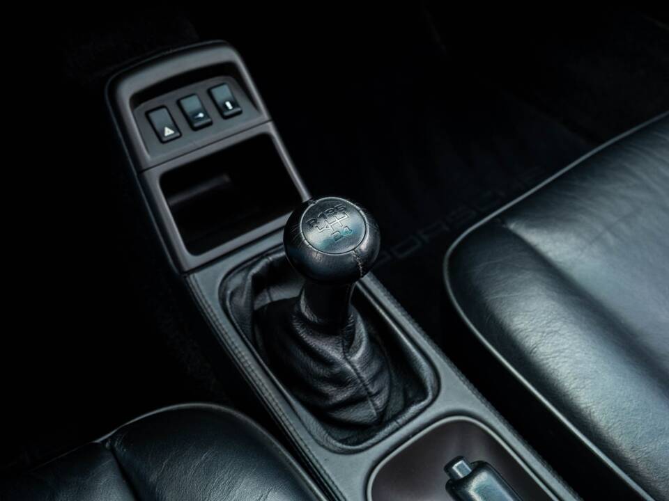 Bild 22/33 von Porsche 911 Turbo 3.6 (1993)