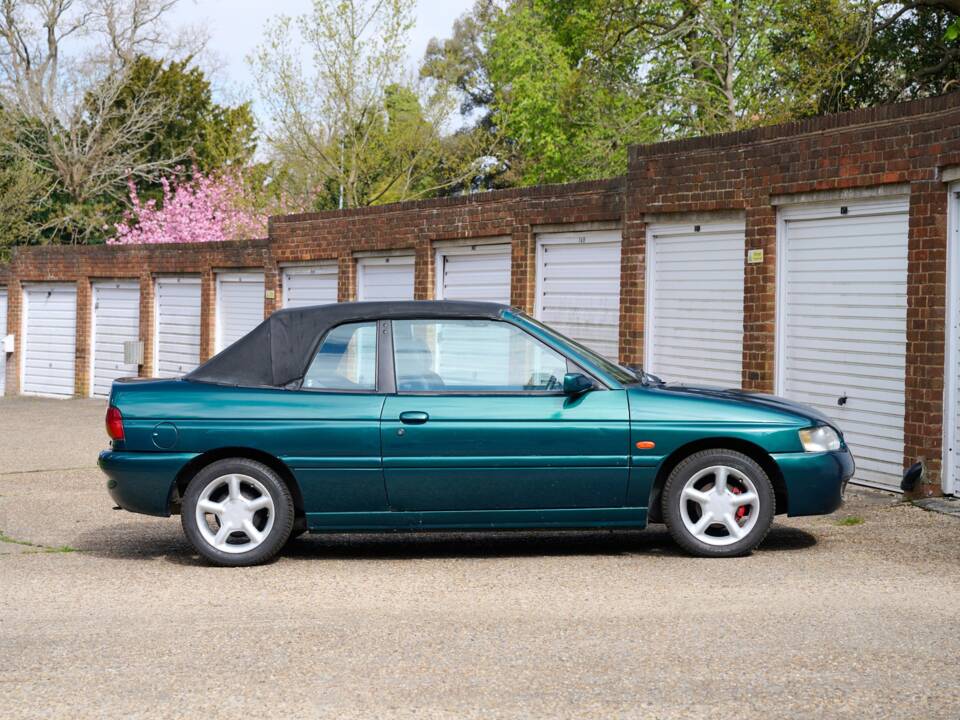 Imagen 2/50 de Ford Escort 1.8 XR3i (1997)