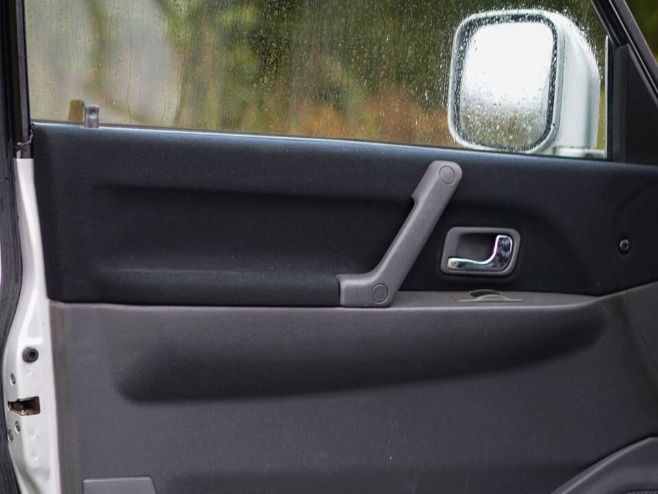 Bild 14/50 von Mitsubishi Pajero Evolution (1997)