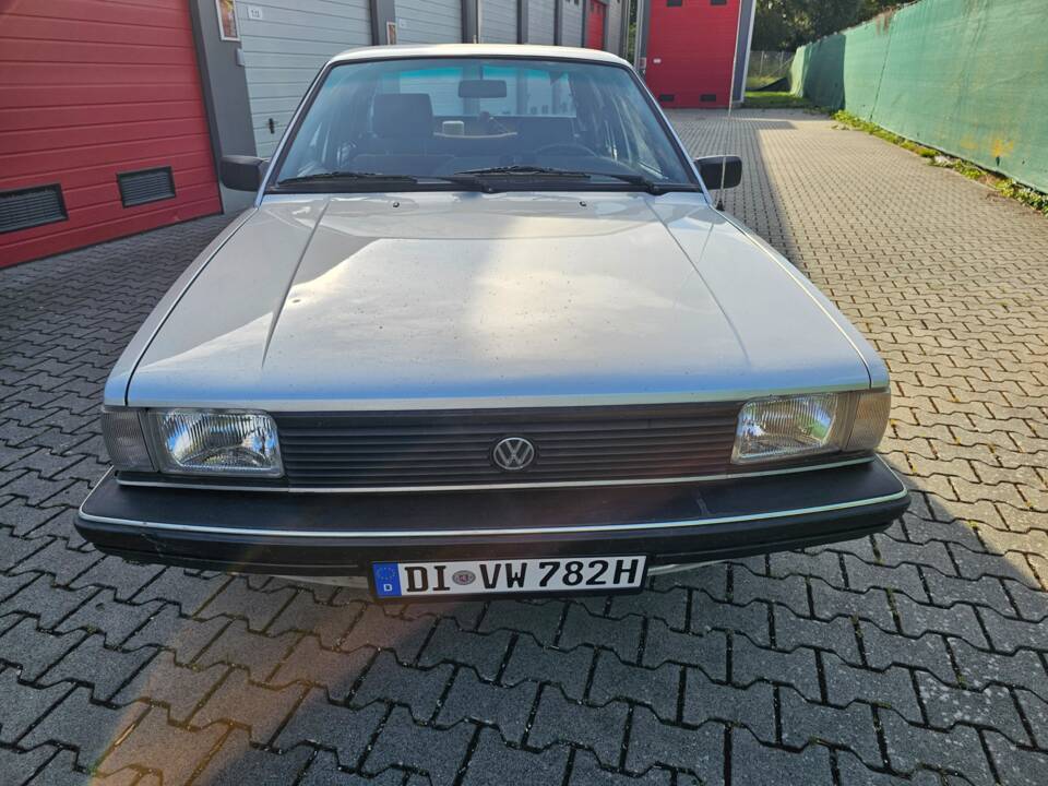 Imagen 9/41 de Volkswagen Santana 1.6 (1985)