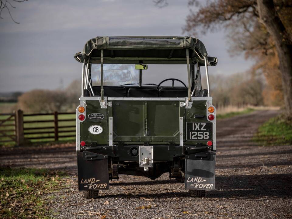 Image 5/9 of Land Rover 88 (1962)