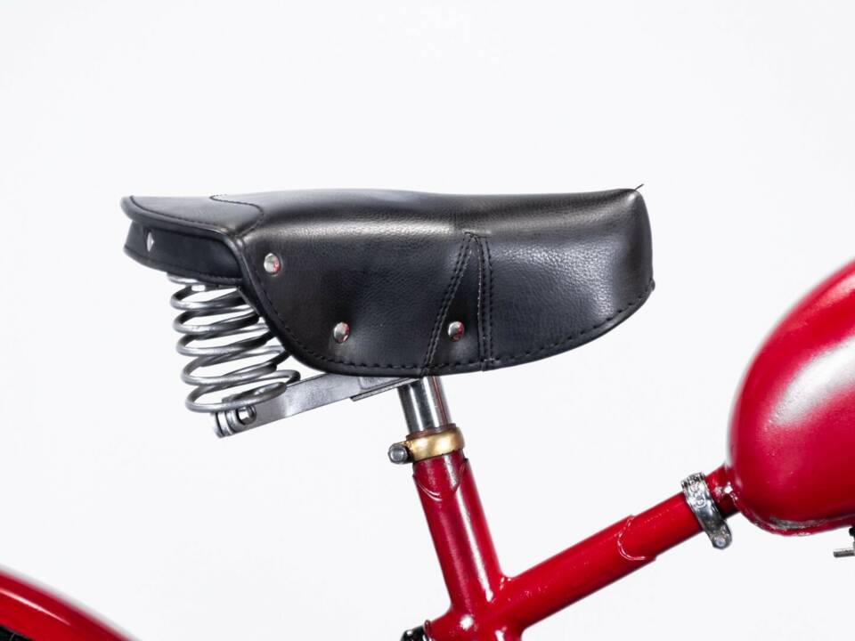 Image 32/46 of Ducati DUMMY (1954)