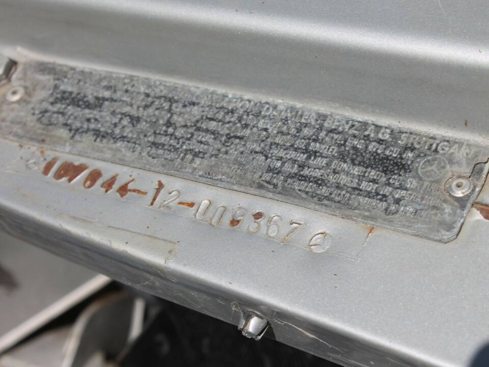 Image 17/23 of Mercedes-Benz 450 SL (1973)