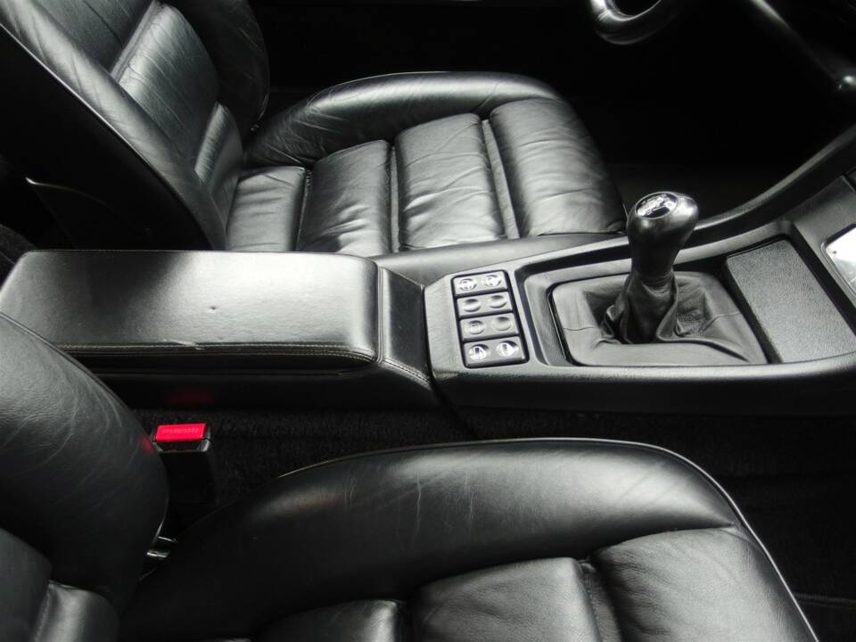 Bild 47/99 von Porsche 928 GTS (1992)