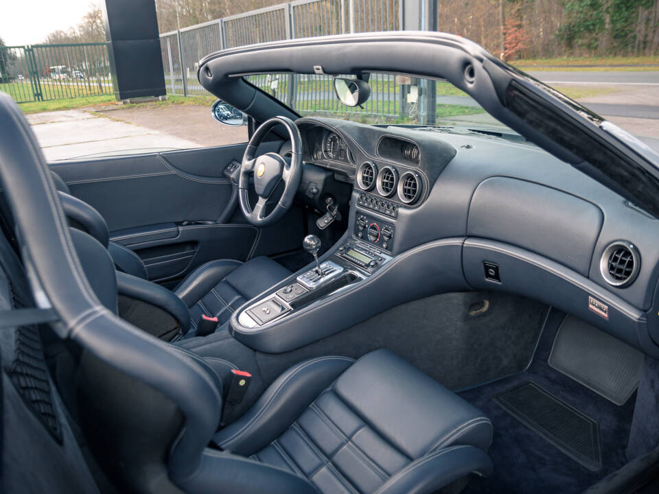 Image 26/48 of Ferrari 550 Barchetta (2001)