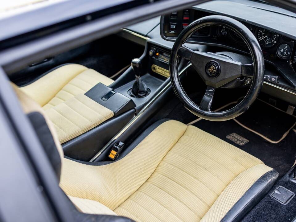 Immagine 4/50 di Lotus Esprit S2 (1979)
