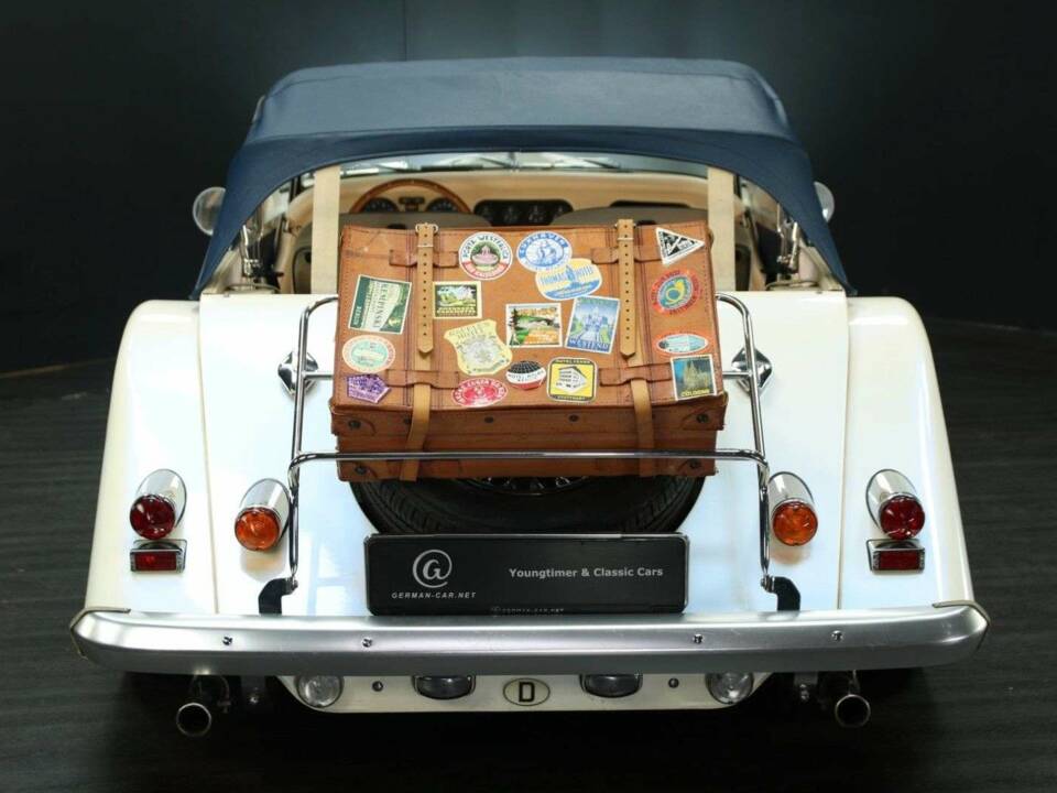 Image 24/50 of Morgan Plus 8 Inj. (1987)