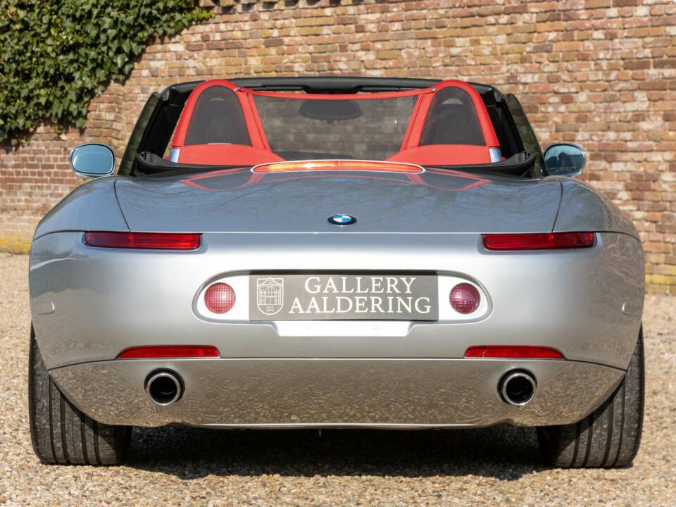 Image 6/50 of BMW Z8 (2002)