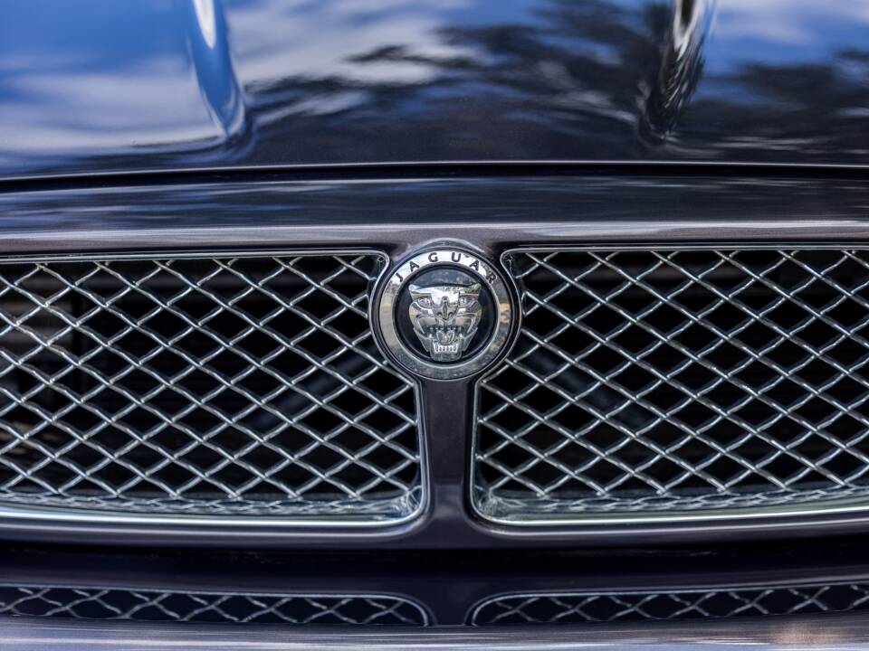 Afbeelding 21/47 van Jaguar XJ 2.7 D (2008)