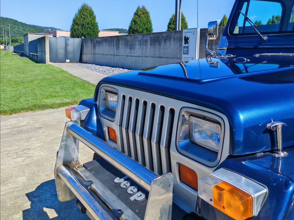 Afbeelding 10/33 van Jeep Wrangler 2.5L (1990)