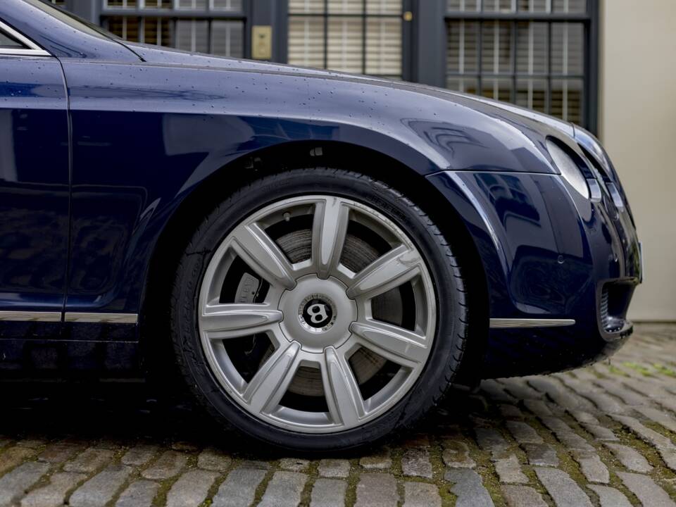 Imagen 14/33 de Bentley Continental GTC (2007)