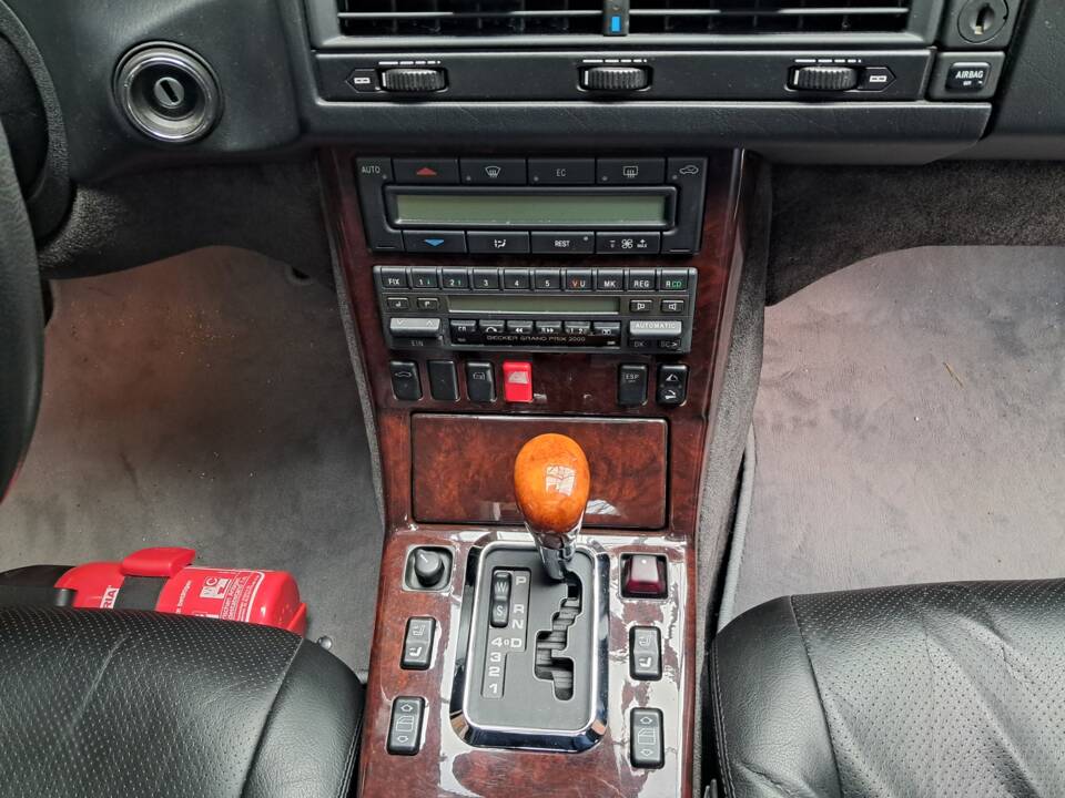 Bild 34/41 von Mercedes-Benz SL 320 (1998)