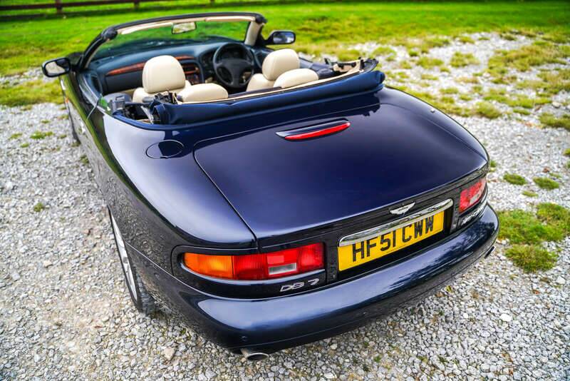 Bild 44/50 von Aston Martin DB 7 Vantage Volante (2002)