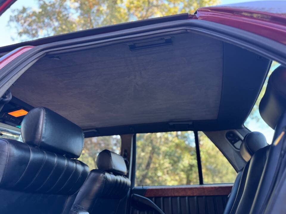 Bild 30/55 von Lancia Thema 8.32 (1991)