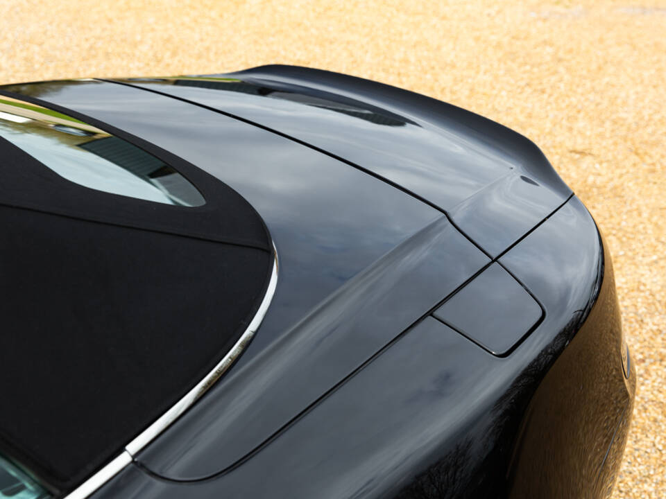 Imagen 71/99 de Aston Martin DBS Volante (2012)