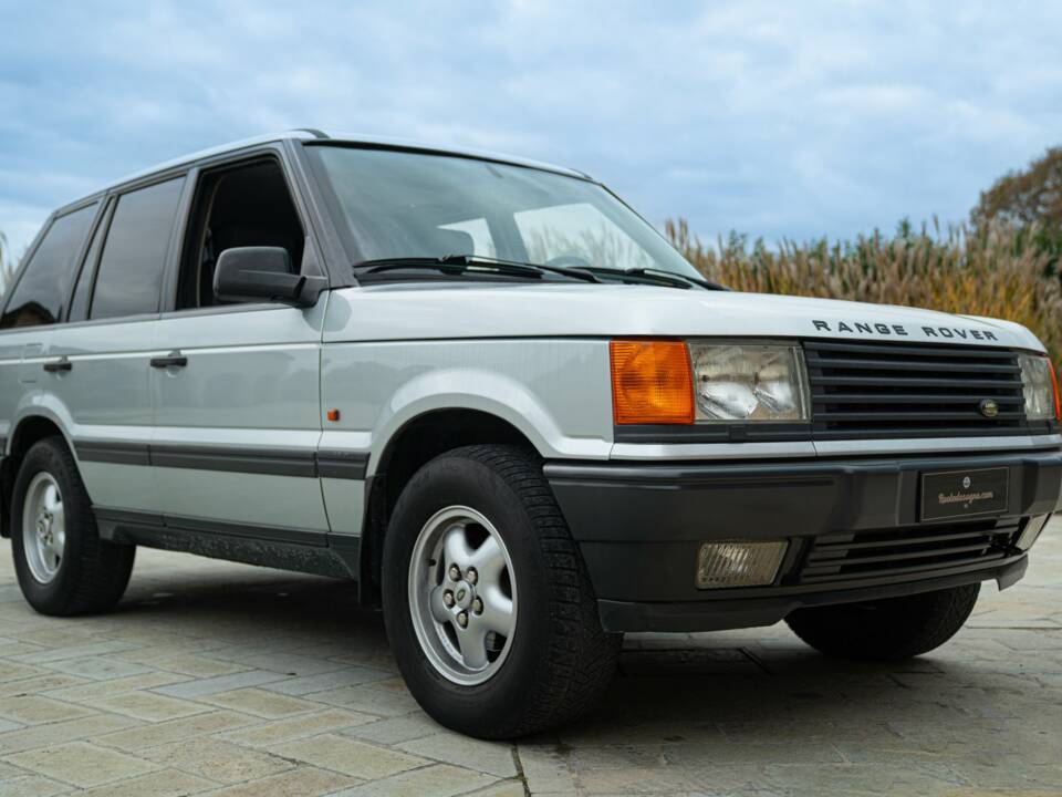 Image 10/50 of Land Rover Range Rover 4.6 HSE (1998)