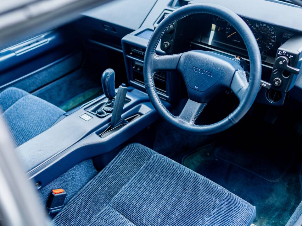 Image 4/49 of Toyota MR2 (1989)