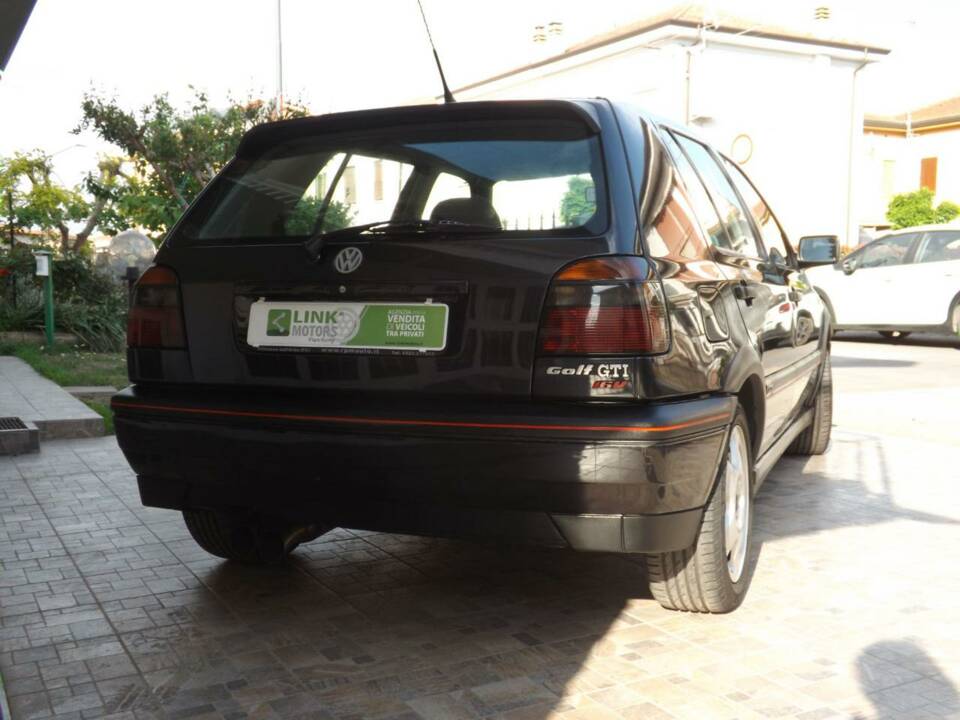 Bild 9/50 von Volkswagen Golf III 2.0 16V GTI (1993)