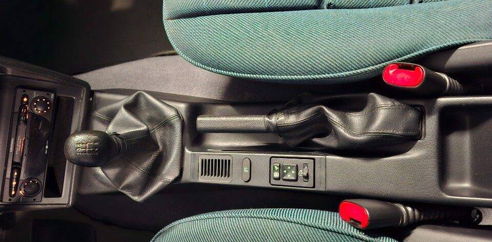 Image 28/49 of Lancia DELTA HPE 2.0 16V TURBO 3 (1997)