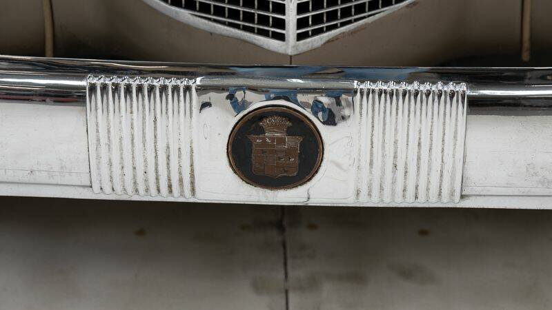 Image 9/15 of Cadillac 60 Special (1937)