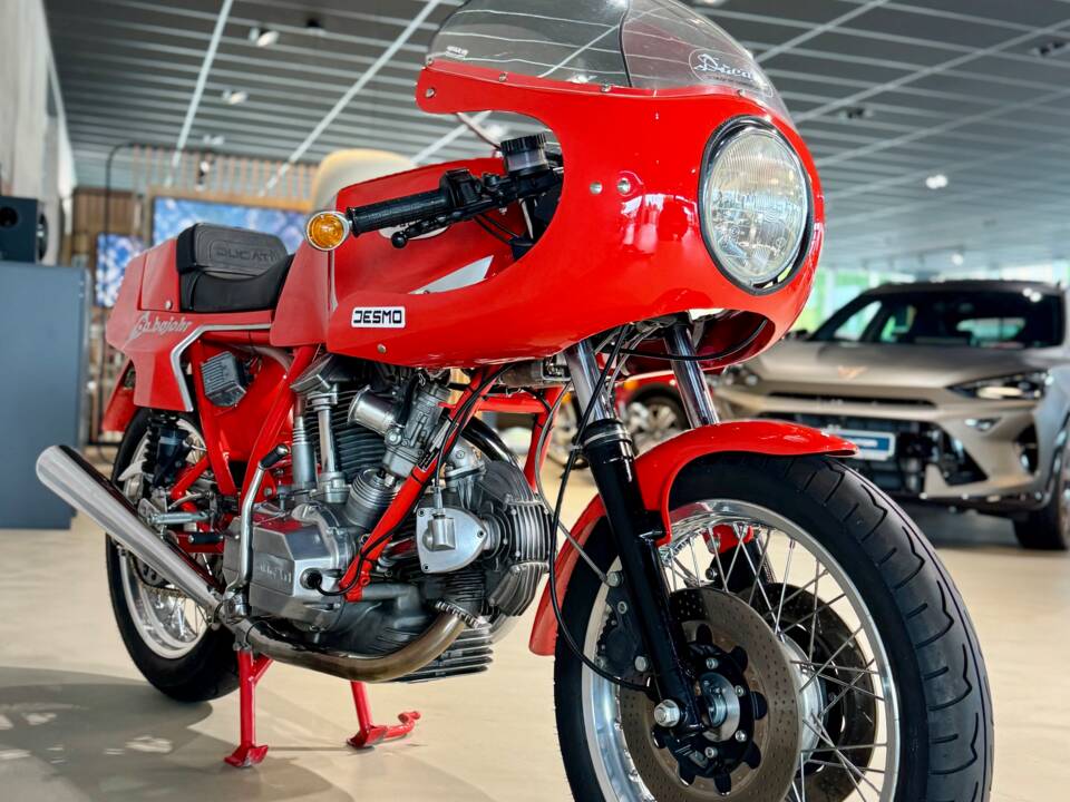 Bild 32/69 von Ducati DUMMY (1982)