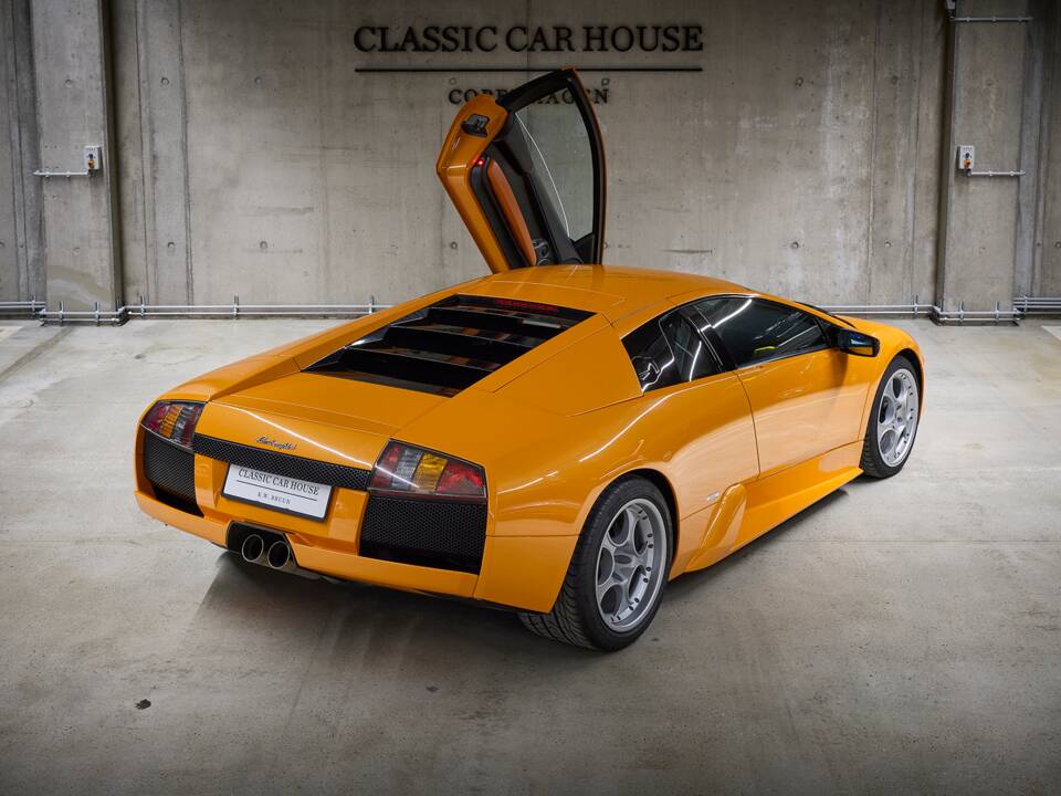 Image 20/99 of Lamborghini Murciélago (2003)