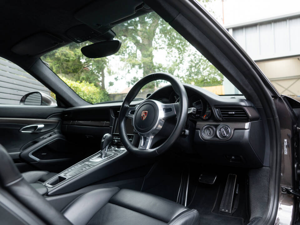 Imagen 49/51 de Porsche 911 Turbo (2014)