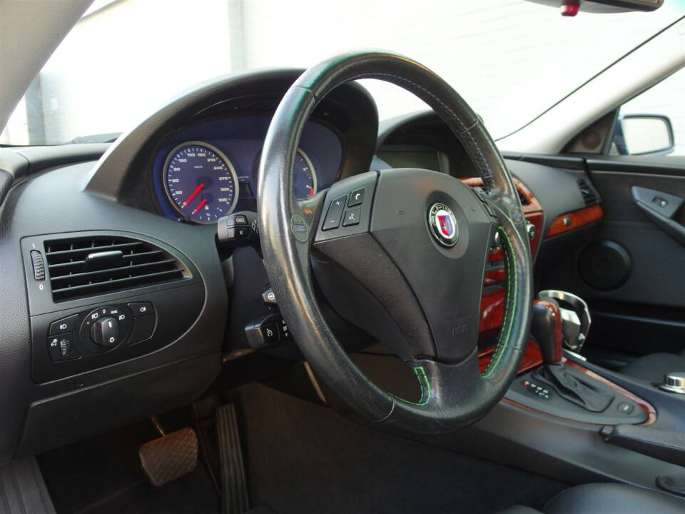 Image 33/48 of ALPINA B6 Coupé (2006)