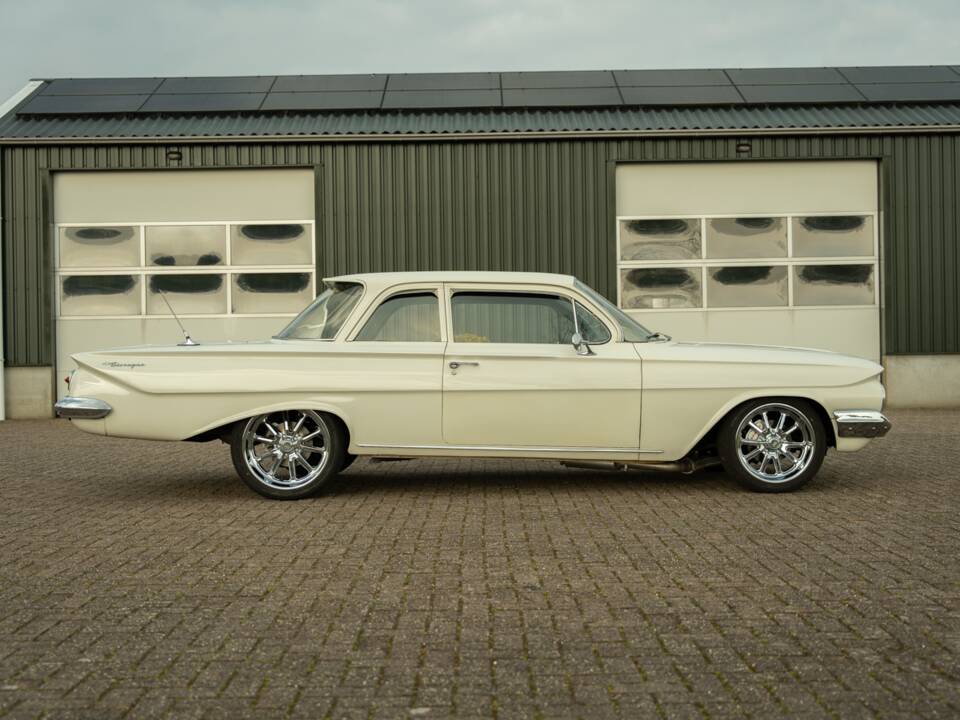 Bild 4/100 von Chevrolet Biscayne (1961)