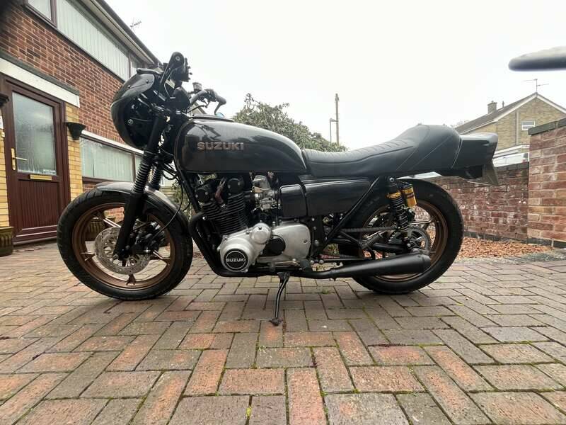 Image 2/17 of Suzuki GS 750 (1977)