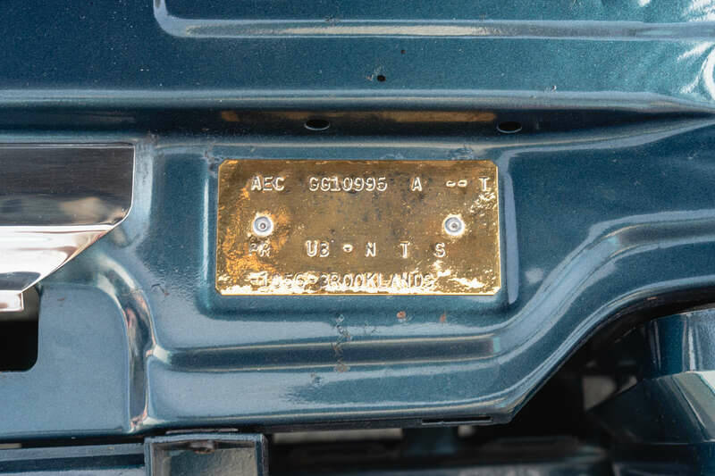 Image 44/46 de Ford Capri III 280 Brooklands (1987)