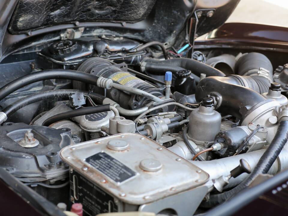 Immagine 177/196 di Bentley T 2 (1978)