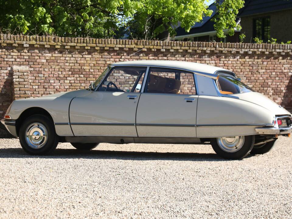 Imagen 41/50 de Citroën DS 20 Pallas (1971)