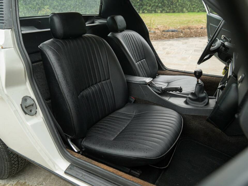 Image 22/50 of Triumph TR 7 Europa (1977)