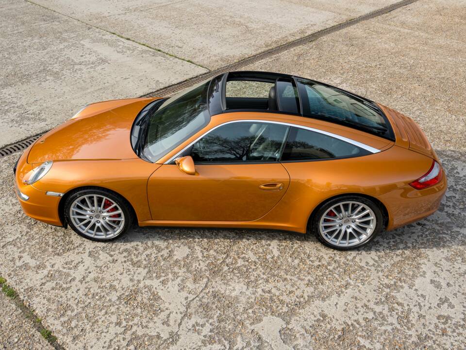 Image 2/34 de Porsche 911 Targa 4S (2008)