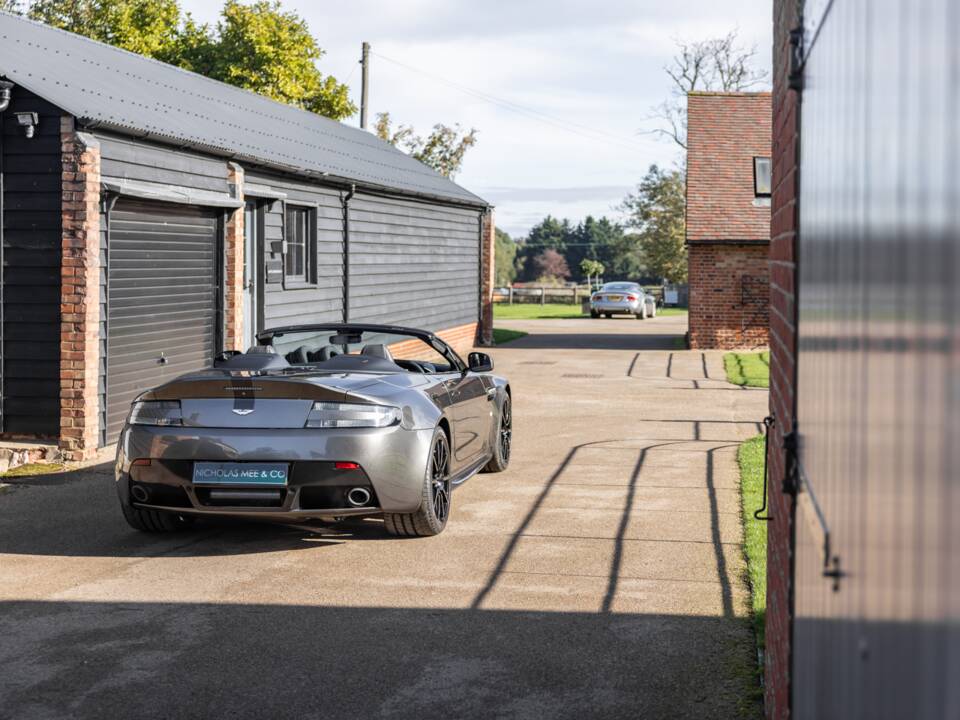 Bild 79/84 von Aston Martin V12 Vantage AMR Roadster (2018)