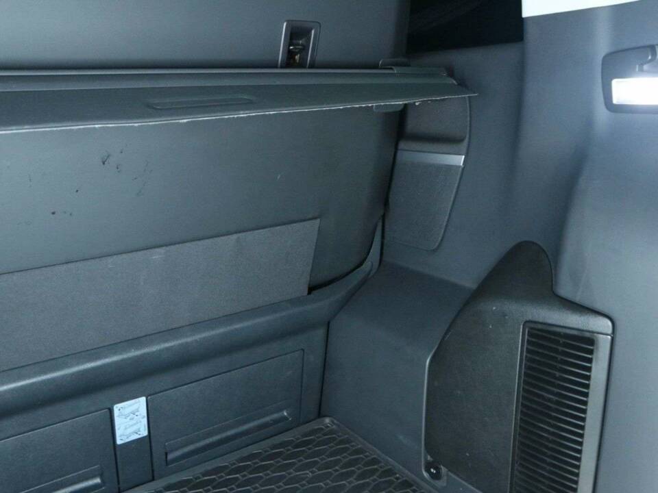 Image 32/50 of Volkswagen T6 Multivan 2.0 TDI (2020)