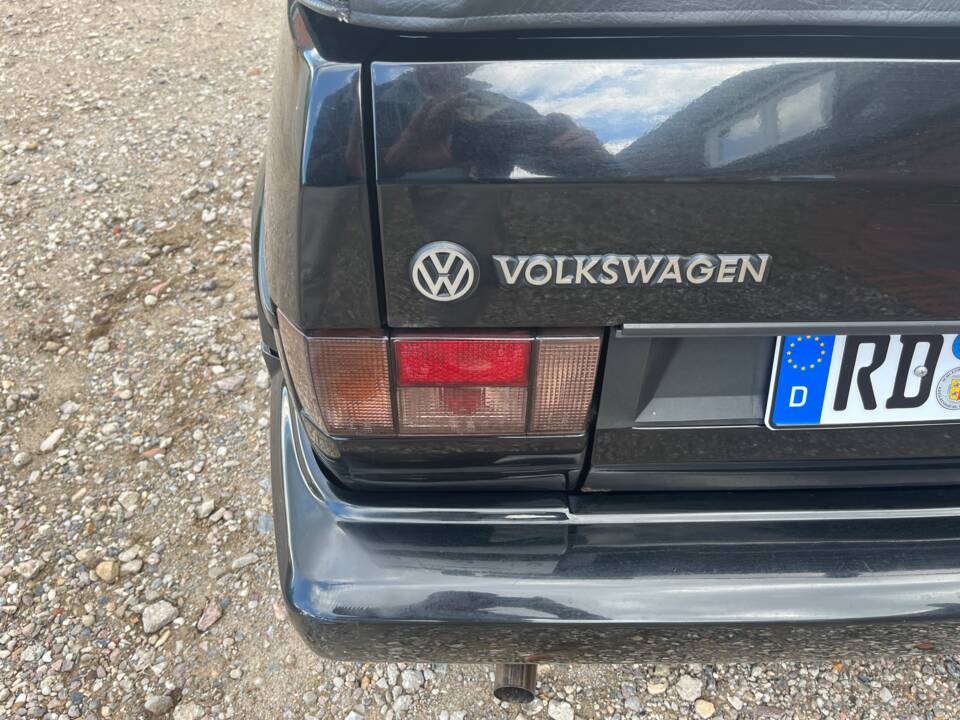 Image 51/78 de Volkswagen Golf Mk I Convertible 1.8 (1989)
