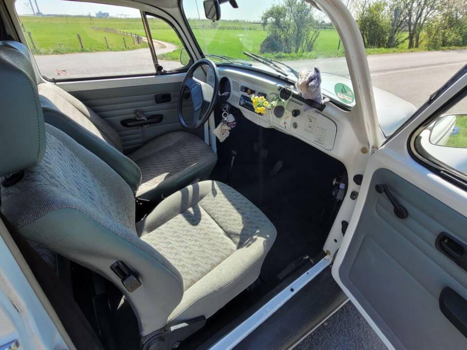 Image 16/17 of Volkswagen Beetle 1600 Mexico (1995)