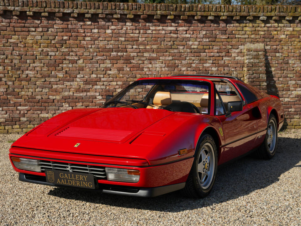 Image 11/50 de Ferrari 328 GTS (1989)