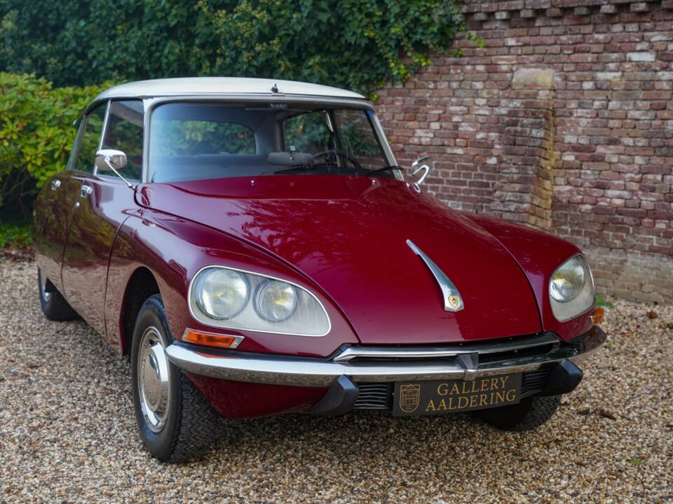 Obraz 8/50 pojazdu Citroën DS 21 (1971)