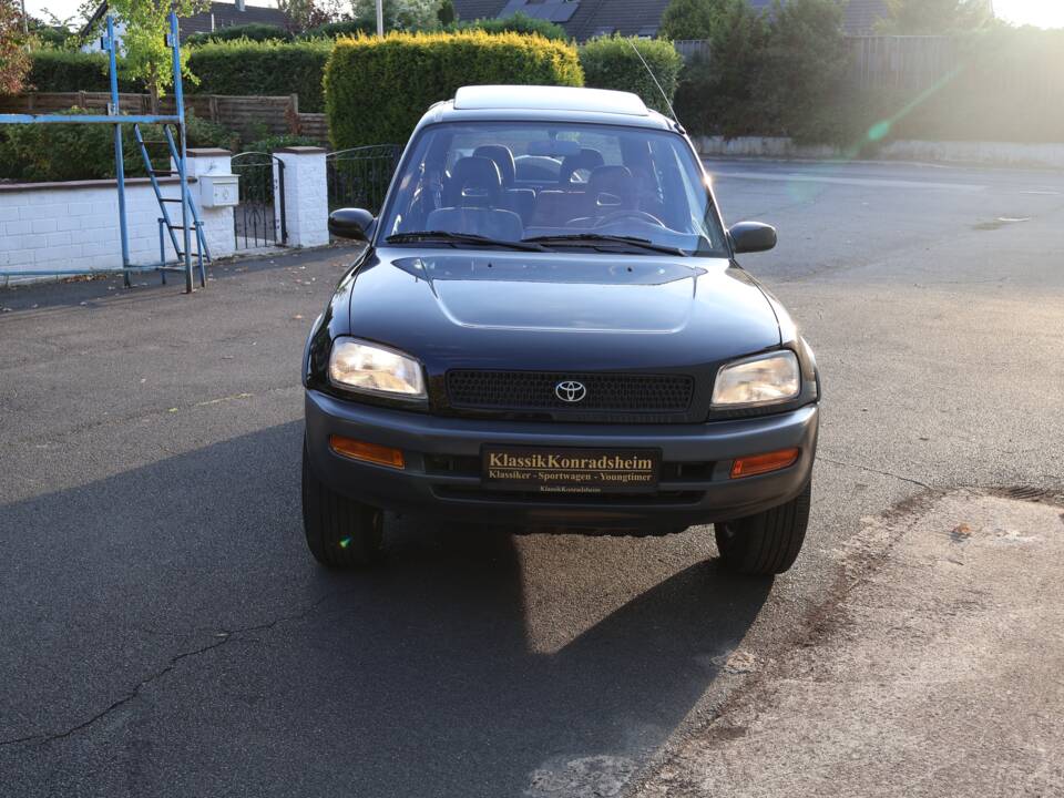 Image 43/55 de Toyota RAV4 (1995)