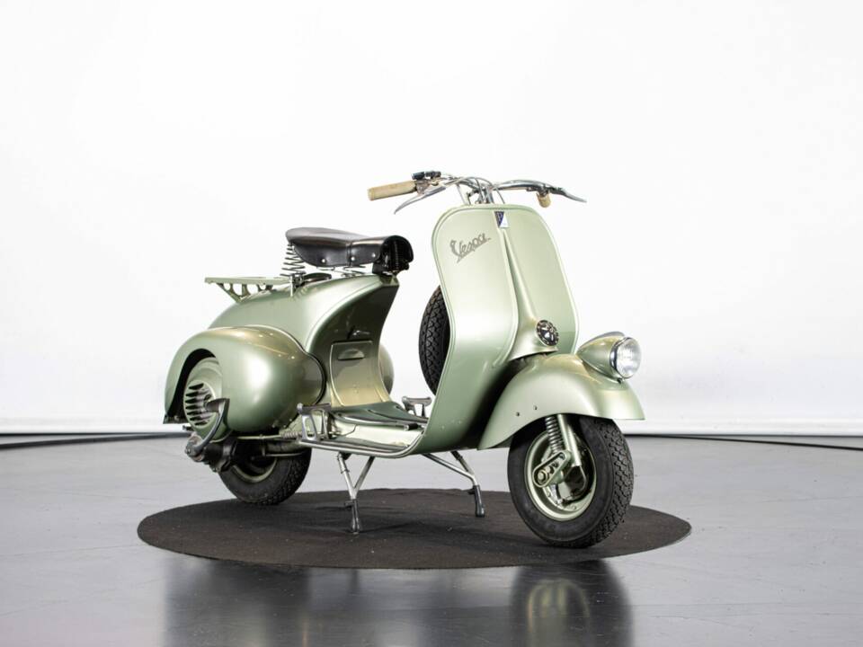 Immagine 6/50 di Piaggio Vespa 125 (1950)