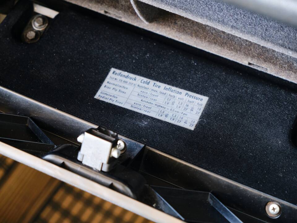 Immagine 50/50 di Volkswagen Maggiolone 1303 (1974)
