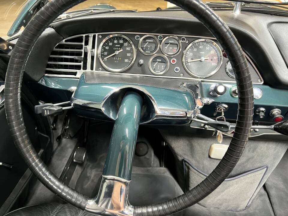 Image 12/23 of Citroën DS 21 (1969)