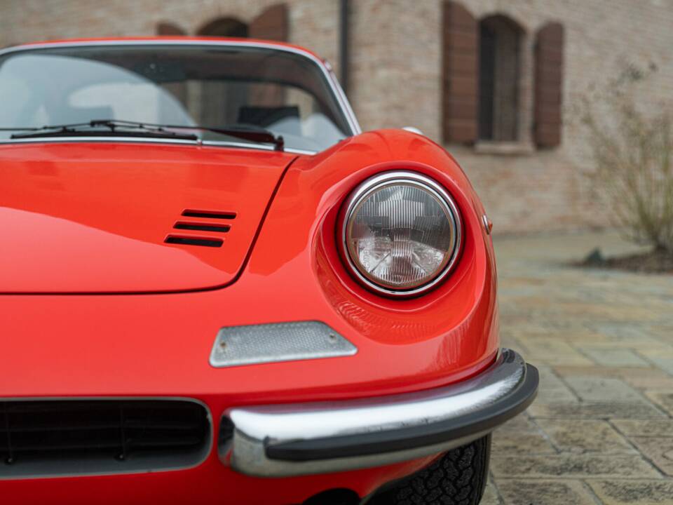 Image 12/50 of Ferrari Dino 246 GT (1971)