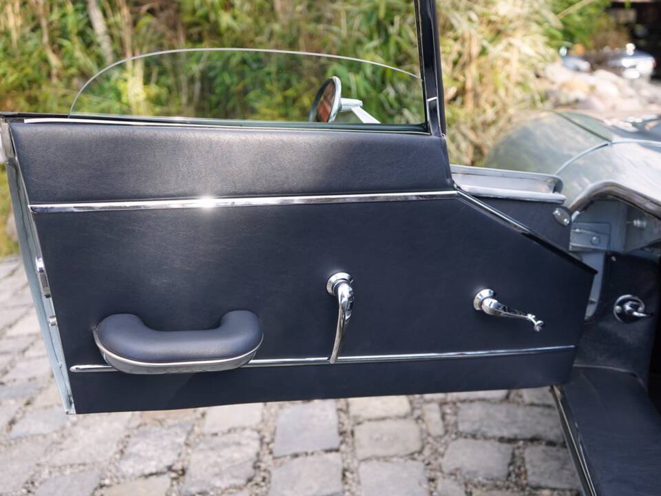 Afbeelding 14/15 van Jaguar E-Type (1968)