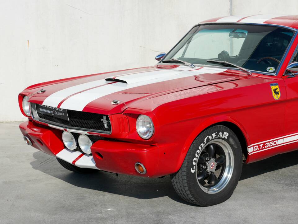 Image 2/50 of Ford Shelby GT 350 (1965)