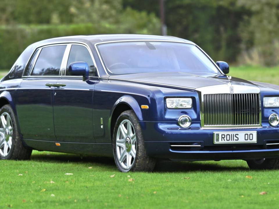 Image 5/49 of Rolls-Royce Phantom VII (2009)