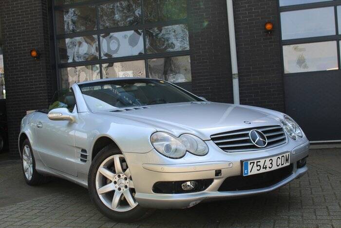 Imagen 2/7 de Mercedes-Benz SL 500 (2001)